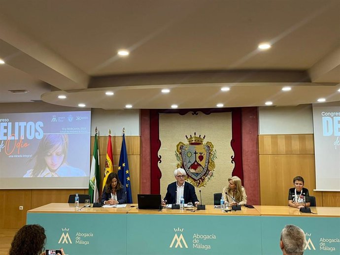 El Congreso de Delitos de Odio de la Abogacía de Málaga supone un foro de reflexión y aprendizaje para los profesionales del derecho especializados en este tipo de delitos.