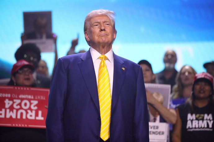 06 June 2024, US, Phoenix: Former US President Donald Trump speaks at a Chase the Vote rally in Phoenix, Arizona. Photo: Gage Skidmore/ZUMA Press Wire/dpa