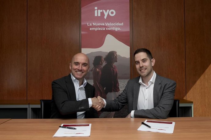 Firma del acuerdo de Iryo y Semaf