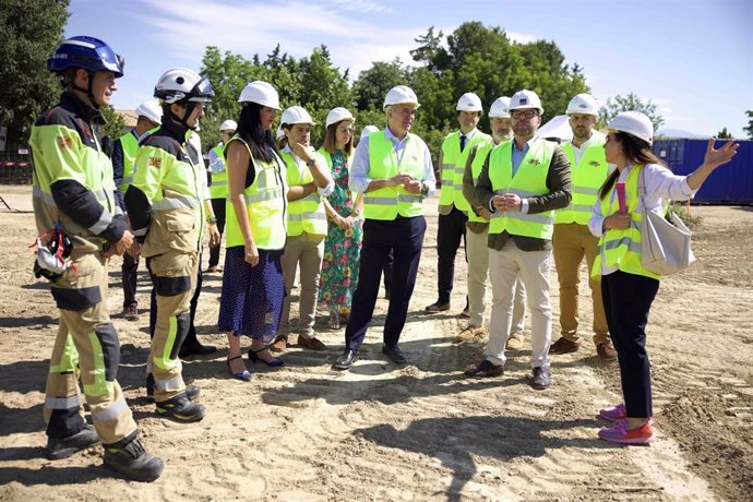 El presidente del Gobierno de Aragón, Jorge Azcón, en el acto de colocación de la primera piedra del Centro de Emergencias y Seguridad Ciudadana de Huesca.