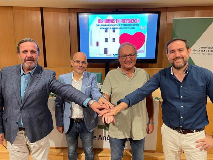 Participantes en la reunión de 'Nos Unimos en Prevención'.