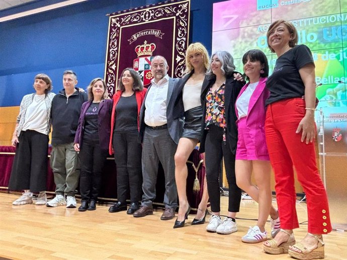 La UCLM celebra por primera vez un acto institucional por el Día del Orgullo.