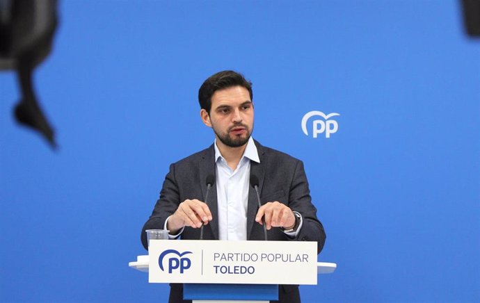 El diputado autonómico del PP en las Cortes de Castilla-La Mancha, Santiago Serrano.