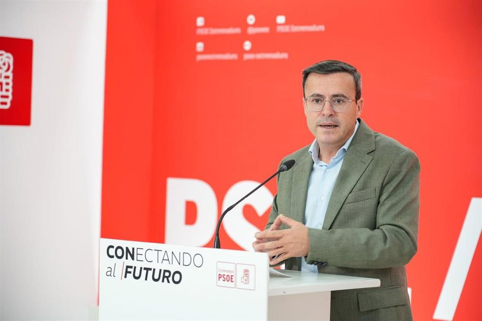 El secretario general del PSOE de Extremadura, Miguel Ángel Gallardo, en ua imagen de archivo.