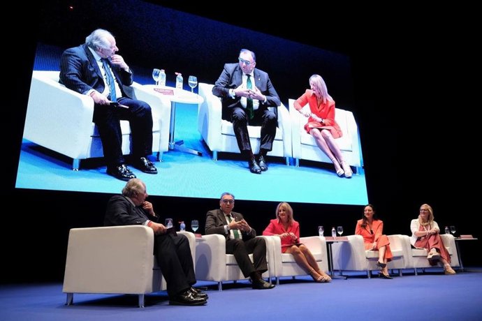 Arturo Bernal en el Congreso Internacional de Calidad y Sostenibilidad Turística celebrado en Jerez.