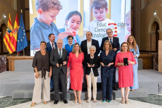 La consejera de Educación, Ciencia y Universidades del Gobierno de Aragón, Claudia Pérez Forniés, preside la celebración del Día de la Educación Aragonesa.