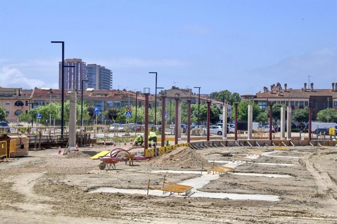 Trabajos de construcción de la nueva estación de autobuses de Palamós (Girona)