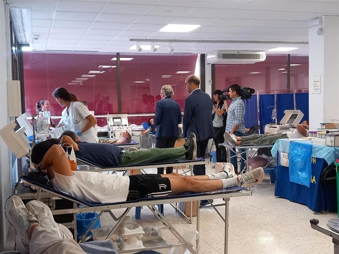 El Centro Cívico Zaidín celebra el Día Mundial del Donante de Sangre con una colecta.