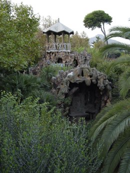 La capilla de la Mare de Déu del conjunto modernista del antiguo manicomio de Sant Boi de Llobregat (Barcelona)