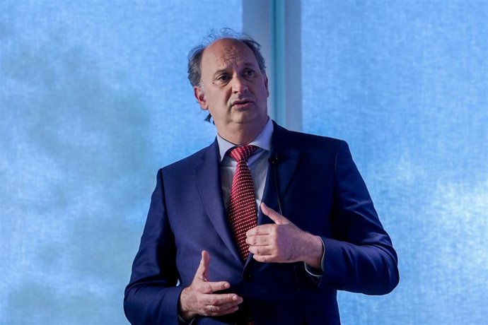 Archivo - El consejero de Digitalización de la Comunidad de Madrid, Miguel López-Valverde