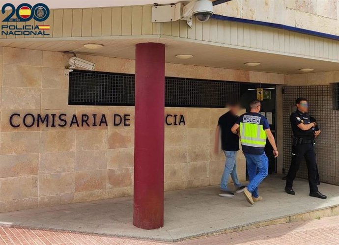 Detenidos dos hombres por descargar entre ambos cerca de 25.000 archivos pedófilos
