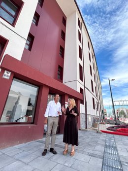 Representantes de la Junta visitan el edificio Camineros de Soria.