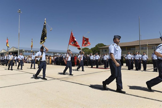 Acto militar con motivo del 50º Aniversario de la creación del Ala 14 en Albacete.