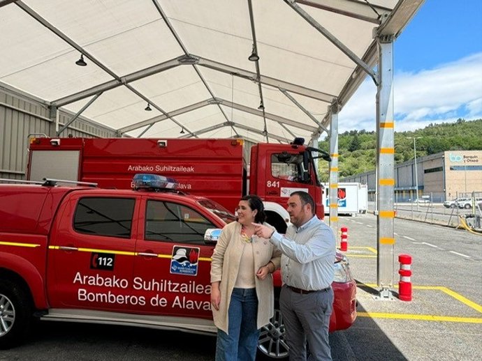 La diputada de Igualdad, Euskera y Gobernanza, Jone Berriozabal, que también ostenta el cargo de presidenta del organismo autónomo, ha visitado este viernes las nuevas instalaciones