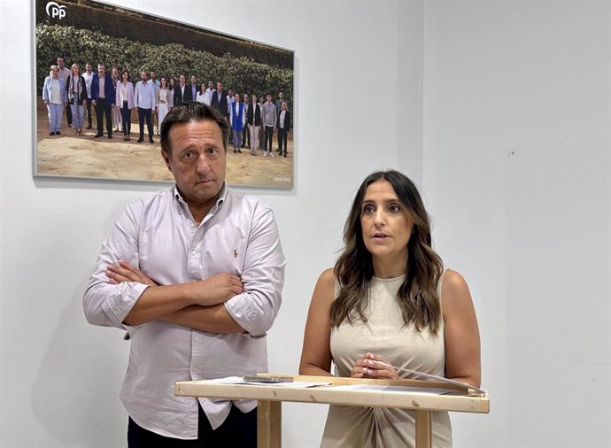 Beatriz Jurado y Javier Ibáñez.