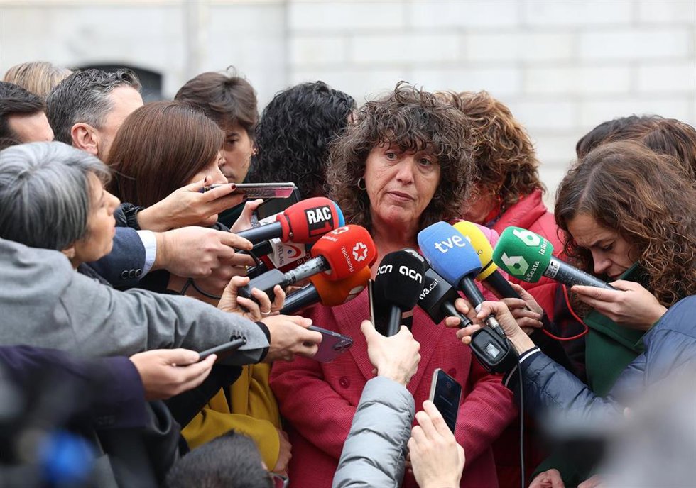 Archivo - La portavoz adjunta de Esquerra Republicana (ERC), Teresa Jord, ofrece declaraciones, a 6 de febrero de 2024, en Madrid (España). Jordá se ha pronunciado sobre la ley de la exclusión financiera.