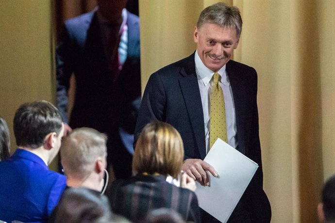 Archivo - MOSCOW, May 12, 2020  -- File photo taken on Dec. 19, 2019 shows Kremlin spokesman Dmitry Peskov at Russian President Vladimir Putin's annual press conference in Moscow, Russia. Kremlin spokesperson Dmitry Peskov has been hospitalized after cont