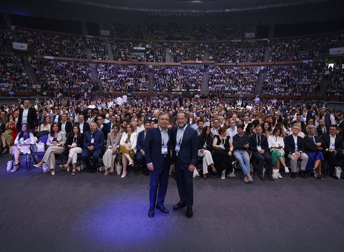 El presidente de Abanca, Juan Carlos Escotet Rodríguez, y el consejero delegado, Francisco Botas.