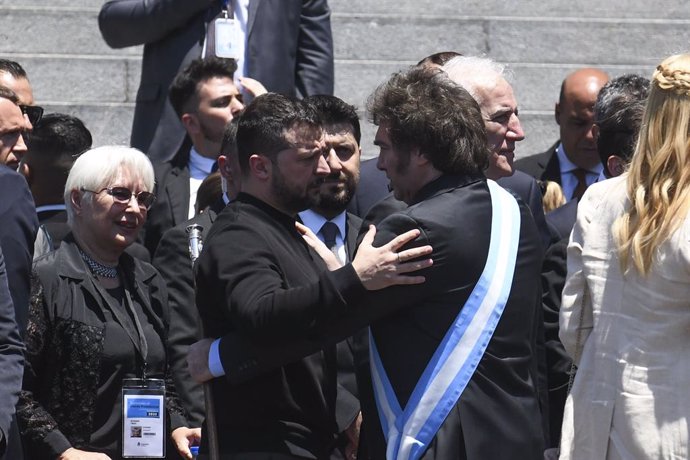 Archivo - December 10, 2023, Buenos Aires, Buenos Aires, Argentina: Ukrainian President Volodymyr Zelensky visit Argentina and attend the inauguration ceremony of Argentina's President-elect Javier Milei, in Buenos Aires, Argentina. on December 10, 2023