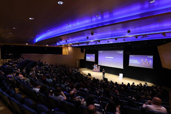 CaixaBank reúne a más de 1.000 personas en una jornada sobre ciberseguridad y prevención del fraude