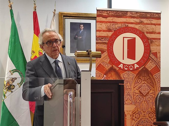 El presidente de la Asociación Córdoba Abierta, el abogado Enrique García Montoya.