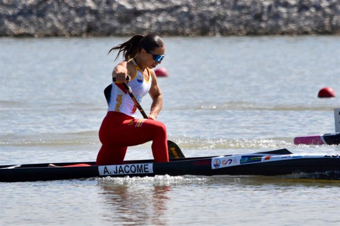 Antía Jácome, durante el Campeonato de Europa de esprint olímpico.