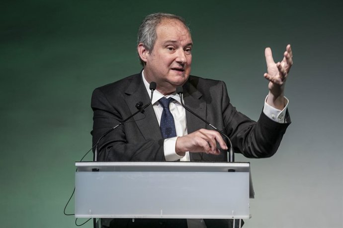 El ministre d'Indústria, Jordi Hereu, intervé durant la gala dels Premis Aconseguisca 3.0, en la Real Fbrica de Tapissos, a 30 de maig de 2024, a Madrid (Espanya). 