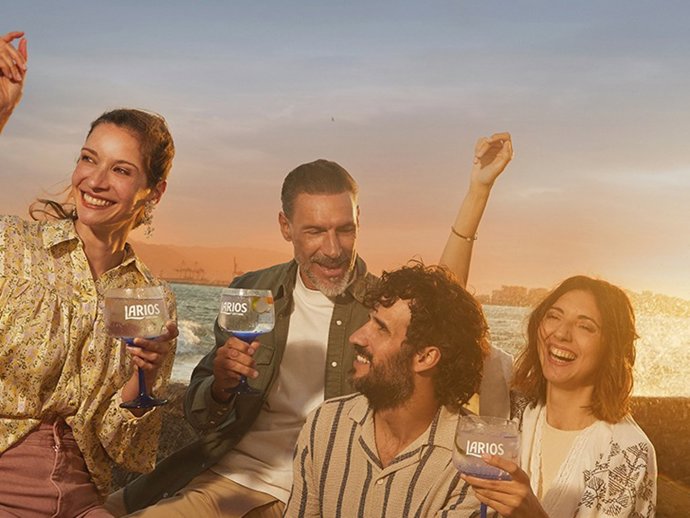 Atardeceres Larios llegará a Alicante el próximo 4 de julio con un cartel de lujo protagonizado por Café Quijano, Estrella Morente o Los Secretos entre otros artistas