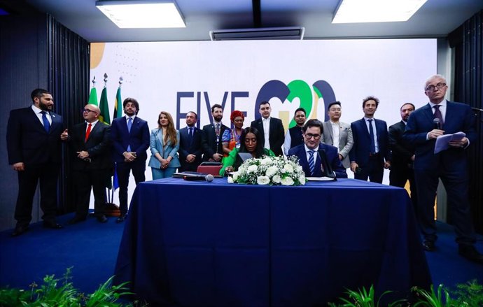España participa en la Cumbre de la Alianza de Jóvenes Empresarios del G20 en Brasil