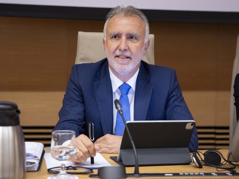 El ministro de Política Territorial y Memoria Democrática, Ángel Víctor Torres