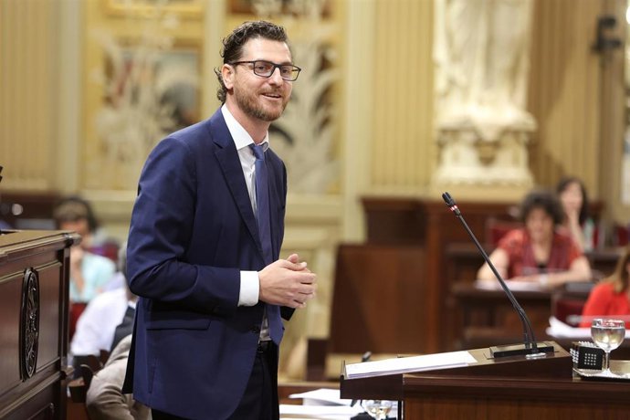 Archivo - El portavoz del PP en el Parlament, Sebastià Sagreras.