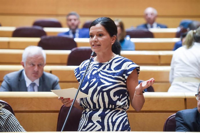 La senadora del PP, Nidia Arévalo, durante una sesión de control al Gobierno, en el Senado, a 4 de junio de 2024, en Madrid (España).