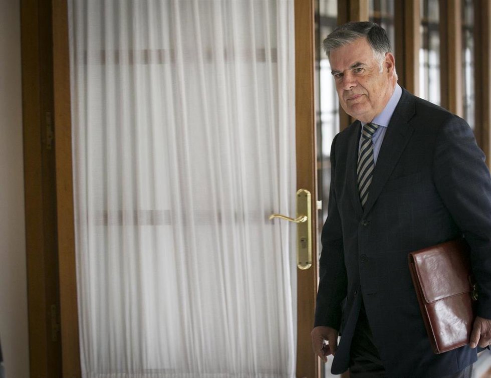 Tribunales.-El Constitucional desestima por unanimidad el recurso del exconsejero andaluz José Antonio Viera por los ERE