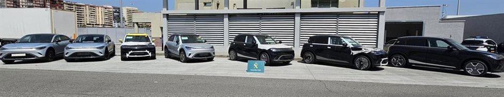 Vehículos recuperados en el puerto de Algeciras (Cádiz) cuando iban a ser trasladados a Marruecos por ferry
