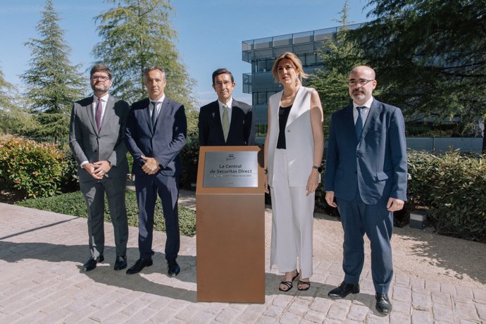 Securitas Direct inaugura su nueva sede central en Pozuelo con el delegado de Gobierno en Madrid, Francisco Martín, el consejero de Medio Ambiente e Interior de la Comunidad de Madrid, Carlos Novillo, y la alcaldesa de la localidad, Paloma Tejero