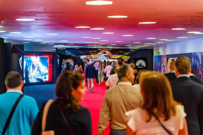 La convención CineEurope reúne a más de 4.000 exhibidores y distribuidores de cine en Barcelona