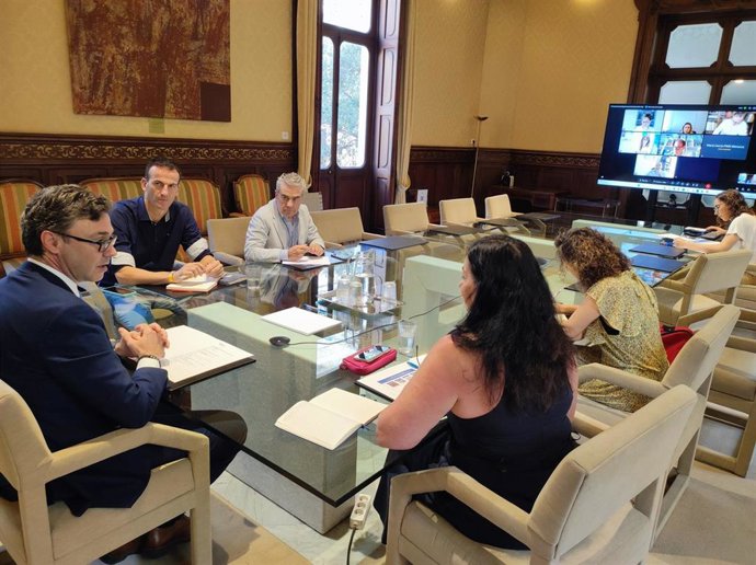 El Govern informa a agentes económicos y sociales sobre el nuevo Marco Estratégico de Inversiones.