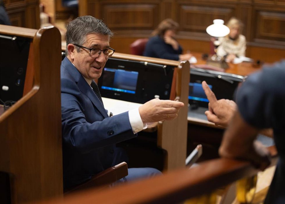 Archivo - El portavoz del PSOE en el Congreso, Patxi López, en el Congreso de los Diputados, a 14 de marzo de 2024, en Madrid (España).