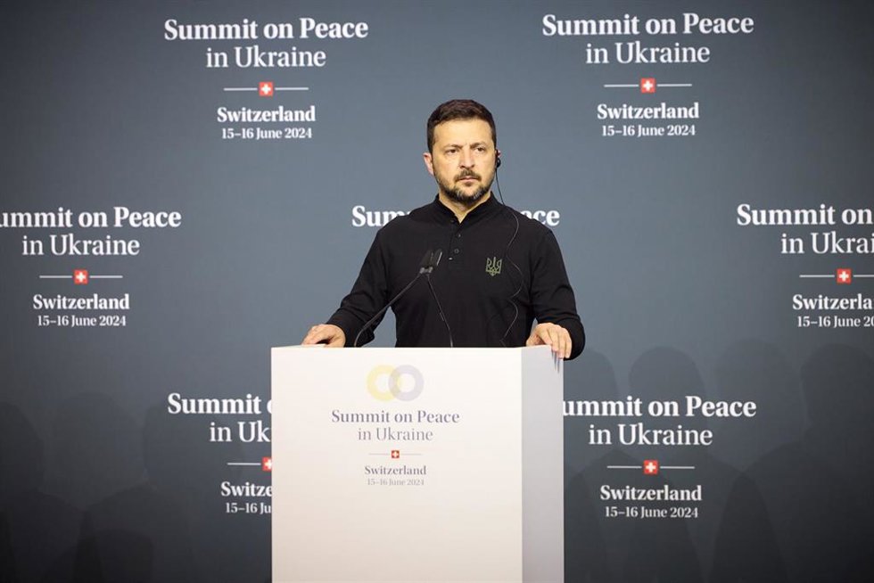 HANDOUT - 15 June 2024, Switzerland, Lucerne: Ukrainian President Volodymyr Zelensky gives a press conference with Swiss Federal President Viola Amherd during a Summit on Peace in Ukraine at the luxury Burgenstock resort. Photo: -/Ukraine Presidency/dpa