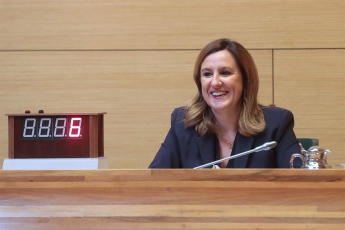 Archivo - Arxiu - L'alcaldessa de València, María José Catalá, en una imatge d'arxiu durant un ple de l'ajuntament de la ciutat. 