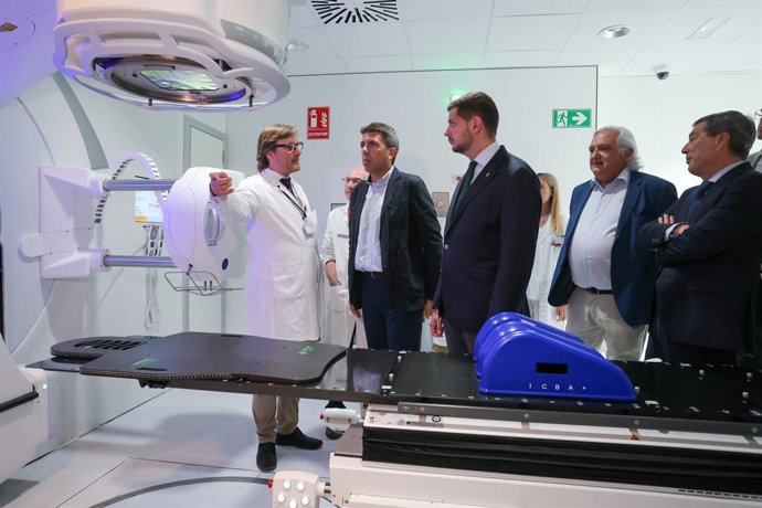 Visita a l'Hospital de Gandia