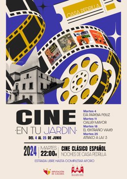 Cartel del ciclo de cine en el jardín del Museo Pedrilla de la Diputación de Cáceres