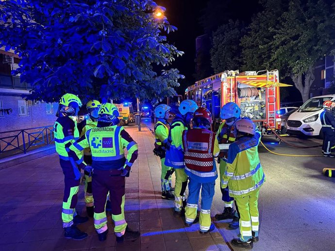 Al menos 18 heridos, dos de ellos hospitalizados leves, por intoxicación de humo en un incendio en Getafe