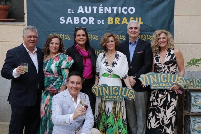 GRAN ÉXITO DE LA CHACAA VINICIUS EN SU PRESENTACIÓN OFICIAL EN LA EMBAJADA DE BRASIL PARA EUROPA  