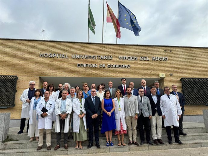 El Virgen del Rocío, primer hospital español autorizado por la AEMPS para usar piel humana artificial.