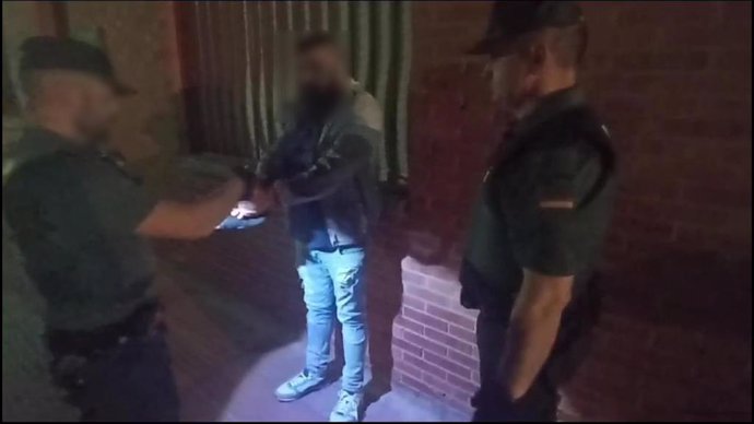 La Guardia Civil detiene a un hombre de 49 años como presunto autor de la brutal paliza a la joven violada en Albelda hace tres meses