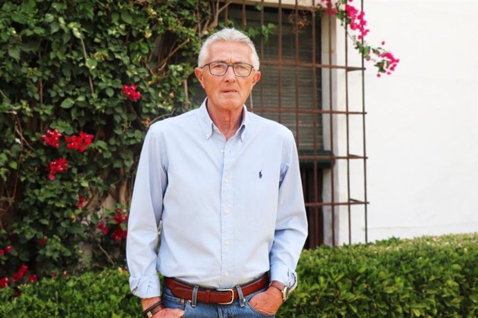 El presidente de la Asociación de la Prensa de Sevilla, Rafael Rodríguez, en los Cursos de Verano de la UPO en Carmona.
