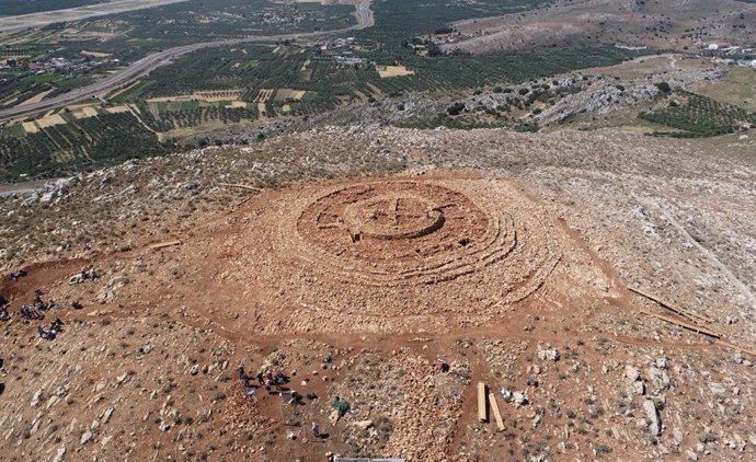 Imagen aérea del monumento minoico circular descubierto en Creta