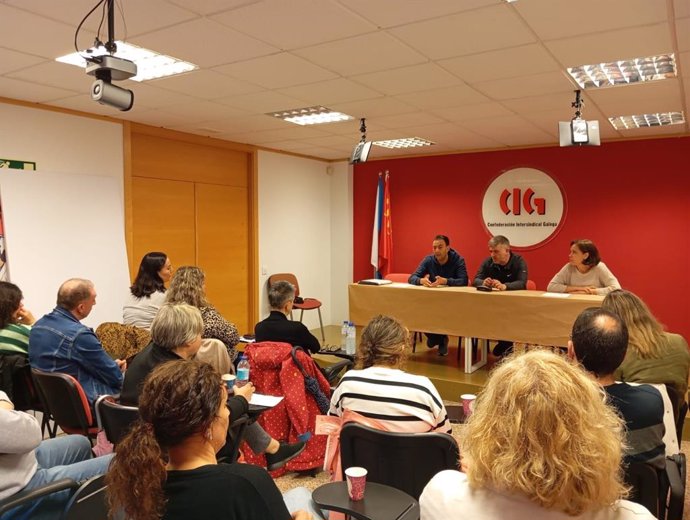 Reunión de las secciones sindicales de la CIG en el BBVA y en el Banco Sabadell.