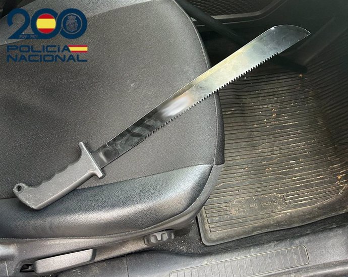 Machete incautado por los agentes de la Policía Nacional